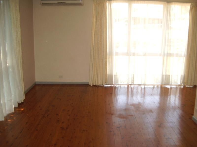 271 Madagascar Drive, Kings Park NSW 2148