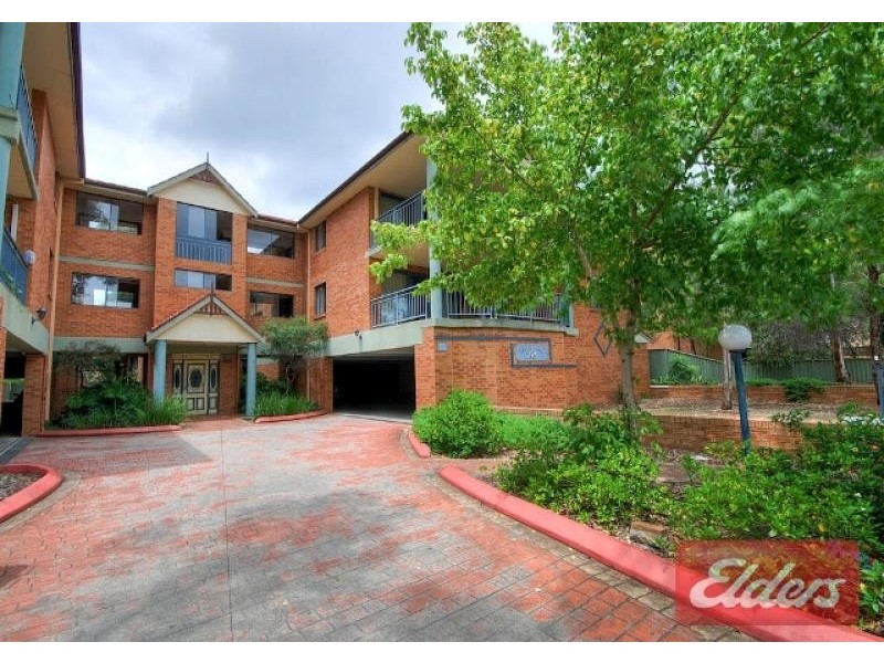 2/245 Targo Road, Toongabbie NSW 2146