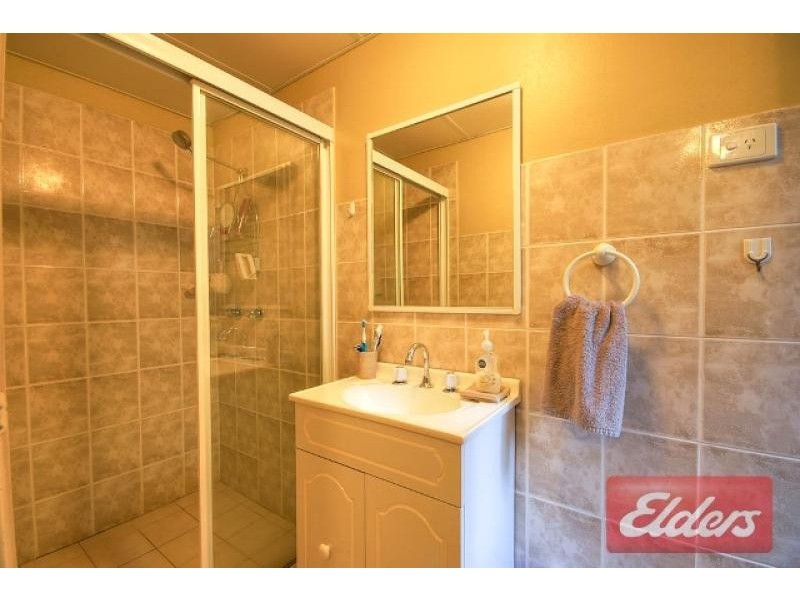 2/245 Targo Road, Toongabbie NSW 2146