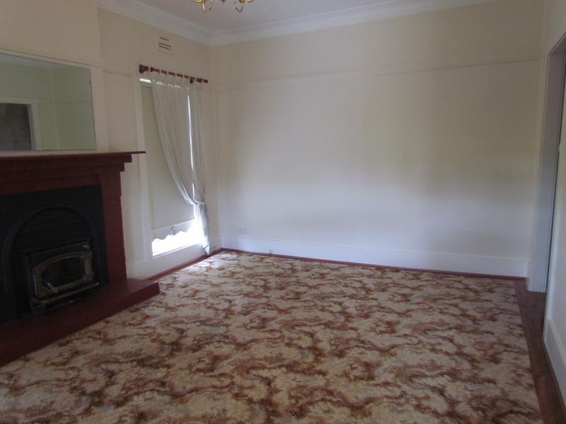 2 Octavia Street, Toongabbie NSW 2146