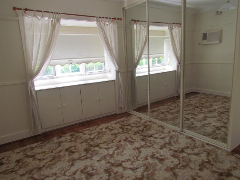 2 Octavia Street, Toongabbie NSW 2146