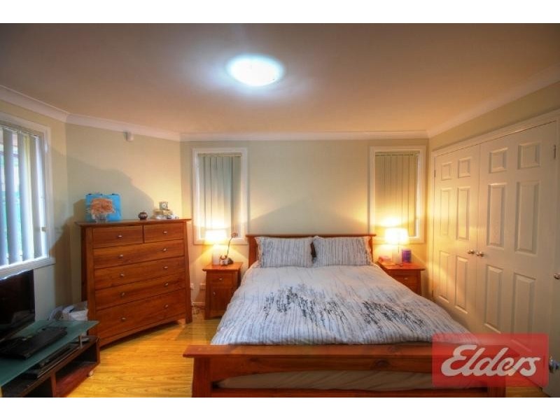 12 Tungarra Road, Girraween NSW 2145