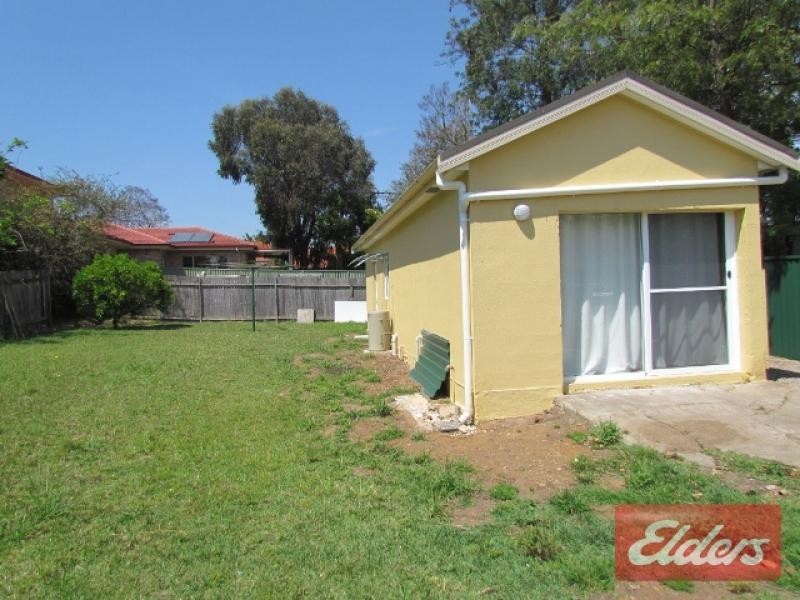 41A Barangaroo Road, Toongabbie NSW 2146