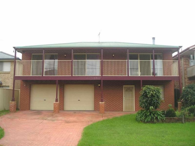 18 ERINA PLACE, South Windsor NSW 2756