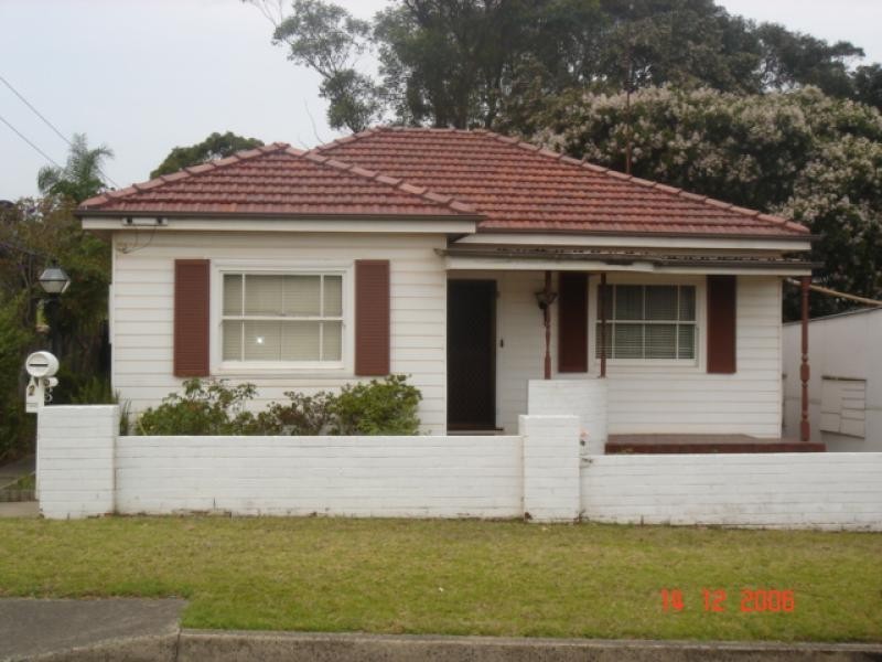 2 SOUTH STREET, Wollongong NSW 2500
