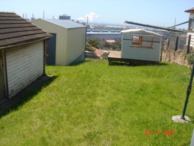 5 SHEFFIELD STREET, Cringila NSW 2502