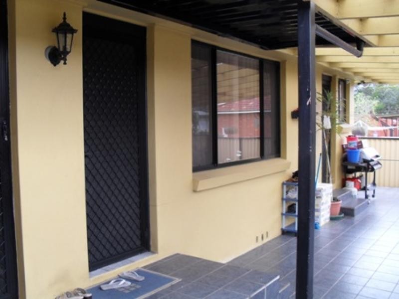 3 GILBERT STREET, Corrimal NSW 2518