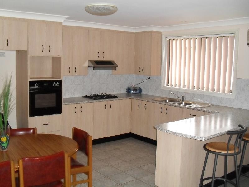 3 GILBERT STREET, Corrimal NSW 2518