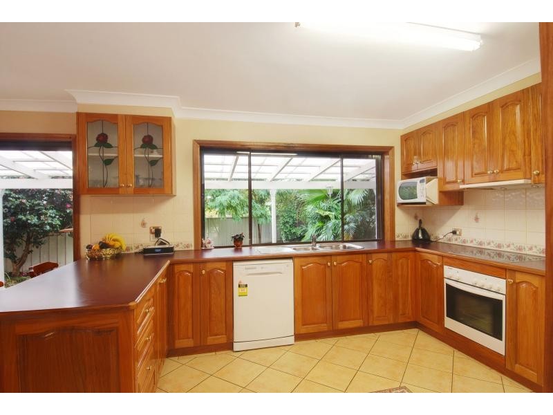 Farmborough Heights NSW 2526