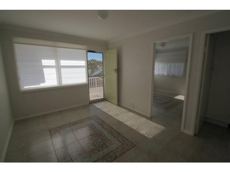 Unit 1/24 PARKER ROAD, Corrimal East NSW 2518