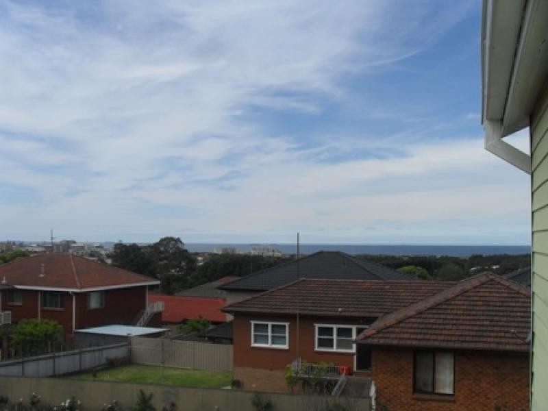 56 Bridge Street, Coniston NSW 2500