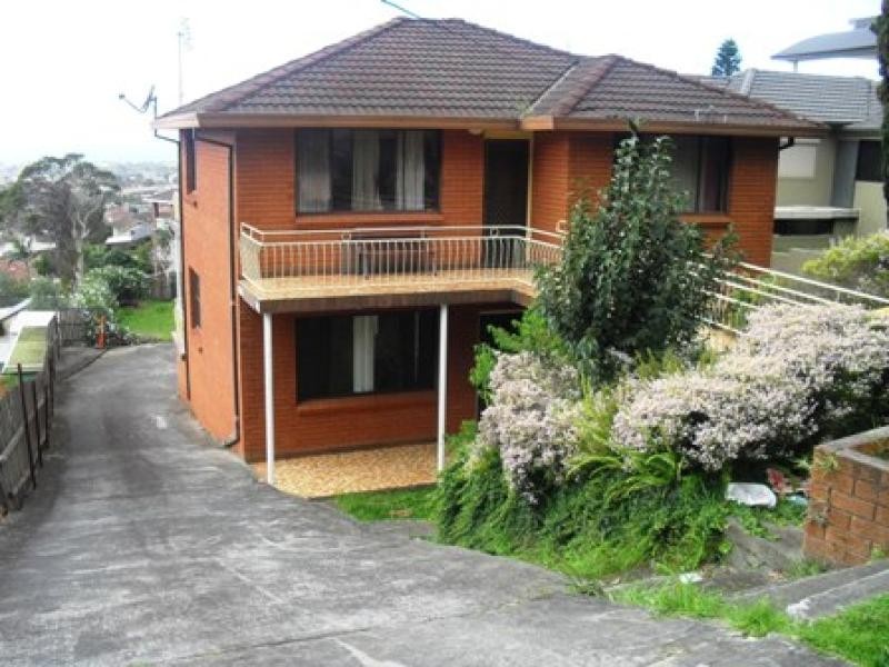 Unit 1/21 KELVIN ROAD, Coniston NSW 2500