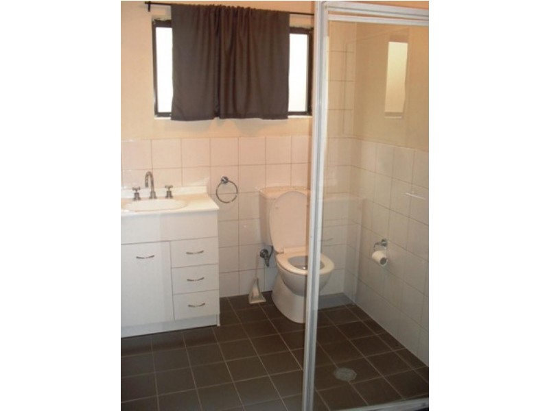 Unit 1/21 KELVIN ROAD, Coniston NSW 2500