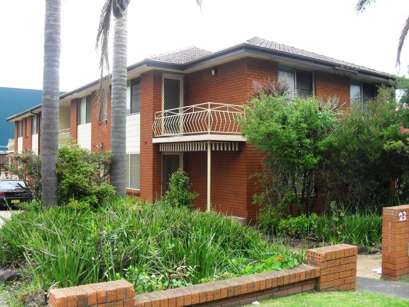 Unit 6/23 First Avenue South, Warrawong NSW 2502