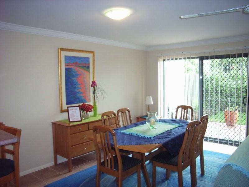 Apartment 5/4/19 Pacific Parade, Yamba NSW 2464