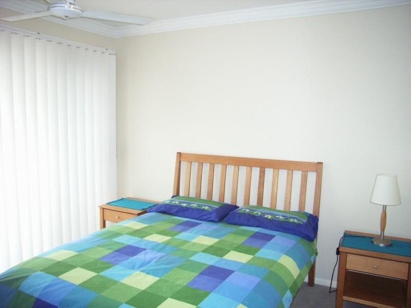 Apartment 5/4/19 Pacific Parade, Yamba NSW 2464