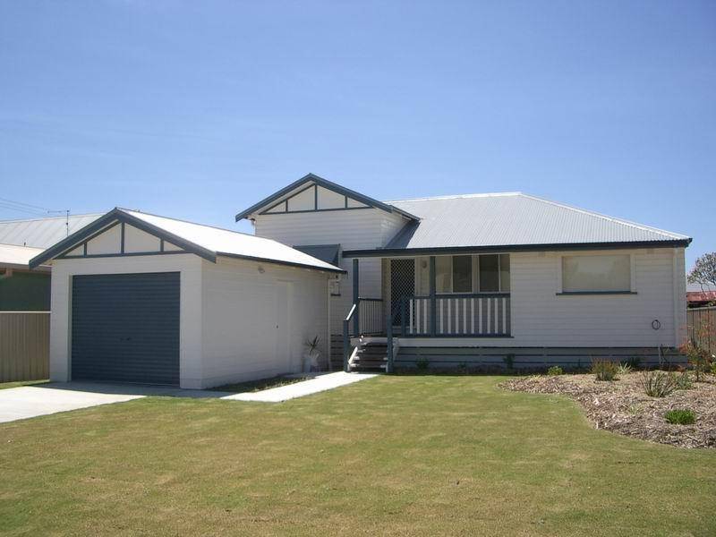 3 TREELANDS DRIVE, Yamba NSW 2464