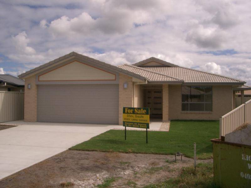 5 FLINDERS PLACE, Yamba NSW 2464