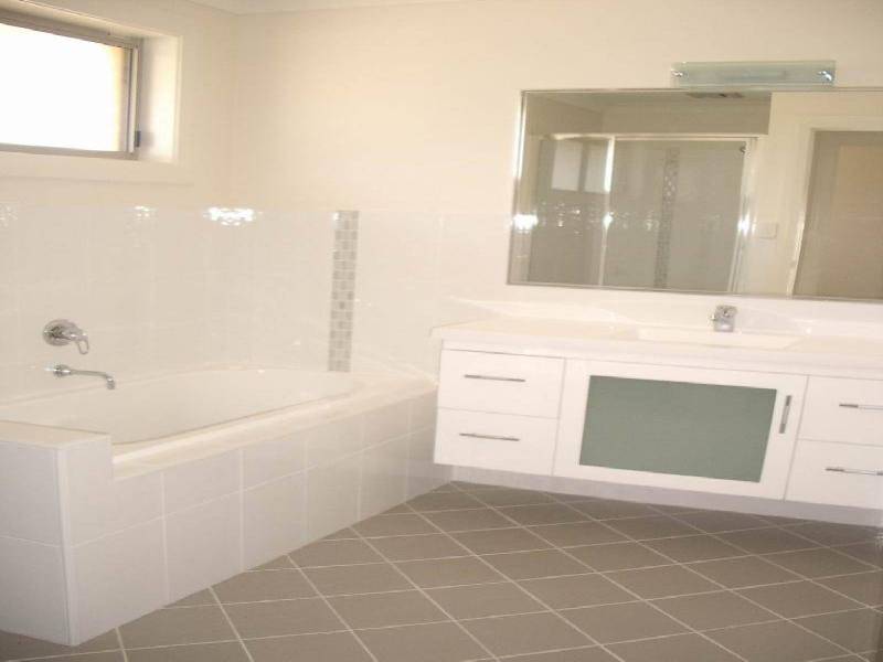 5 FLINDERS PLACE, Yamba NSW 2464