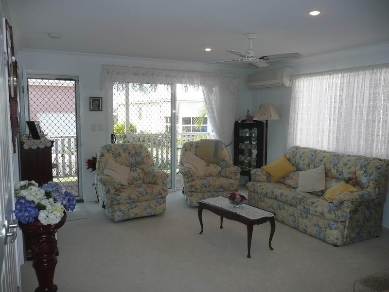 24 JASMINE STREET, Yamba NSW 2464