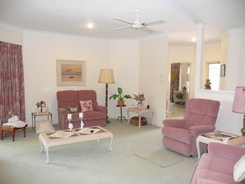 22 Admiralty Court, Yamba NSW 2464