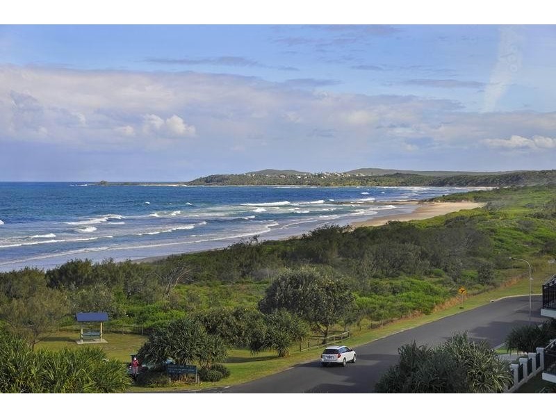Apartment 2-11 /18-20 Pacific Parade, Yamba NSW 2464