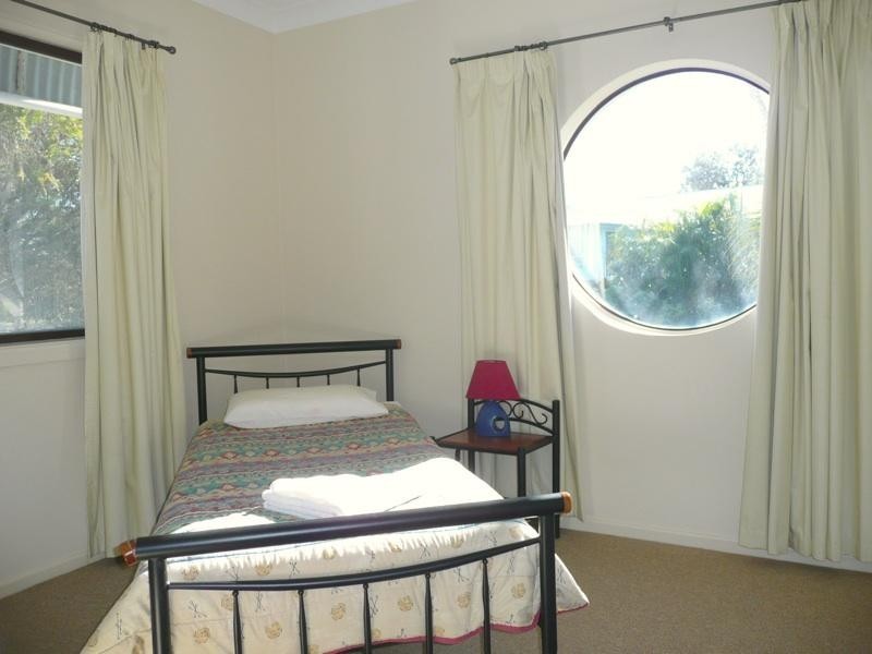 Apartment 5/7 Pacific Parade, Yamba NSW 2464