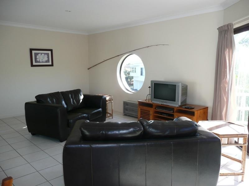 Apartment 5/7 Pacific Parade, Yamba NSW 2464