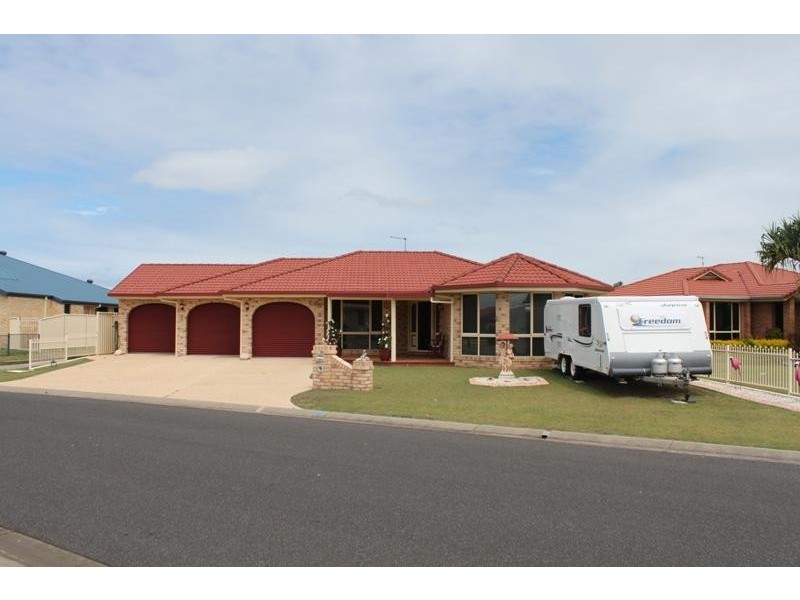 6 Bayview Drive, Yamba NSW 2464