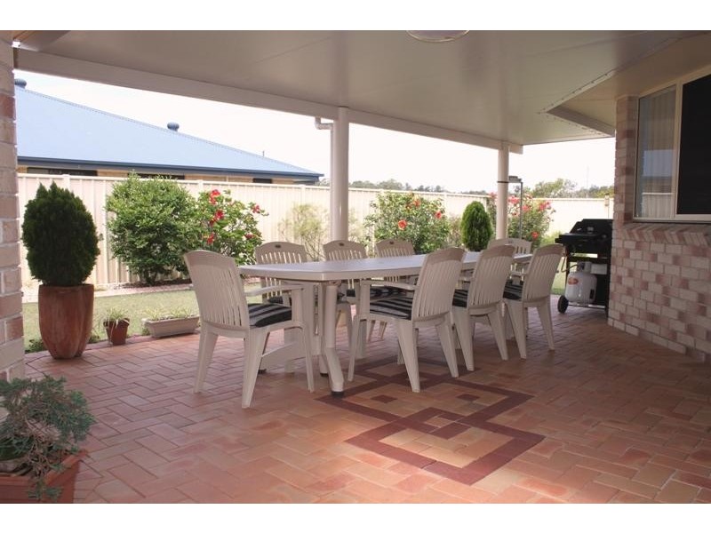 6 Bayview Drive, Yamba NSW 2464