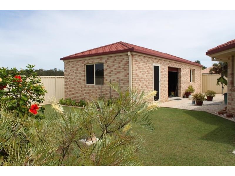6 Bayview Drive, Yamba NSW 2464