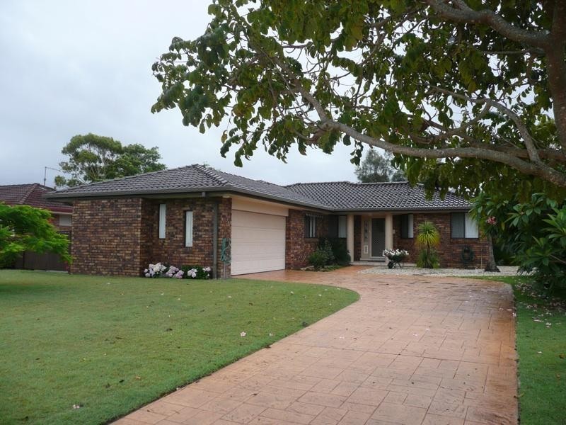 13 Urara Street, Yamba NSW 2464