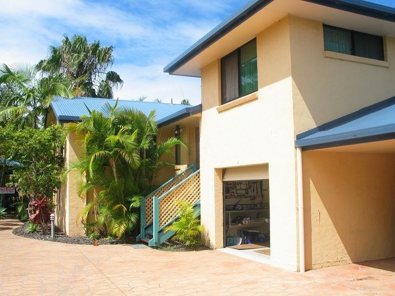 Apartment 2/91 Yamba Road, Yamba NSW 2464