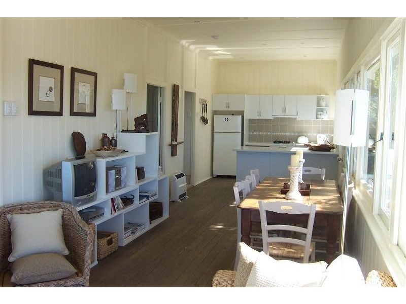 1/4 Marine Parade, Yamba NSW 2464