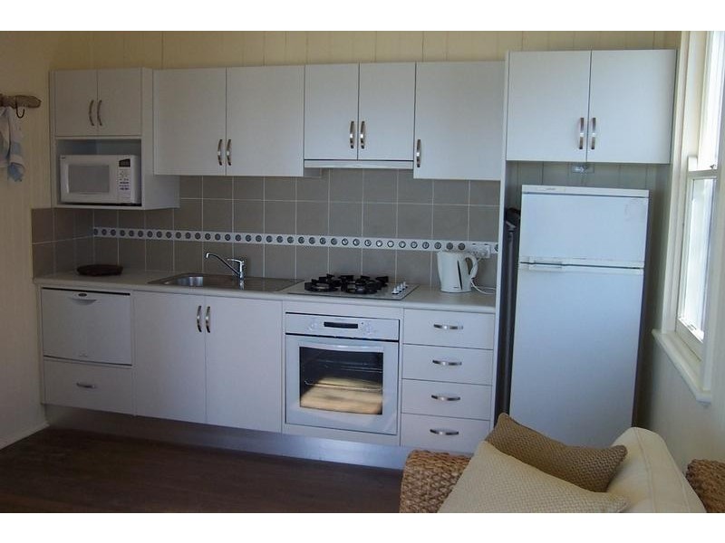 2/4 Marine Parade, Yamba NSW 2464