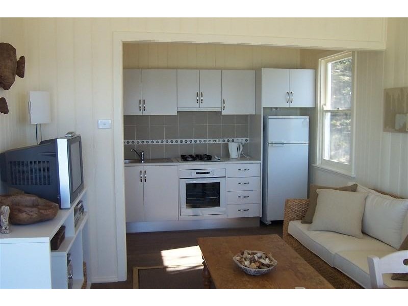 2/4 Marine Parade, Yamba NSW 2464