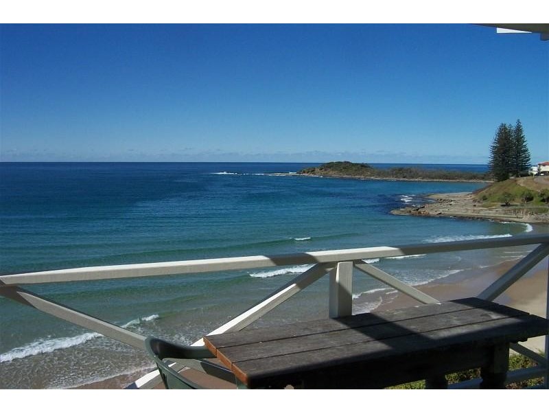 2/4 Marine Parade, Yamba NSW 2464