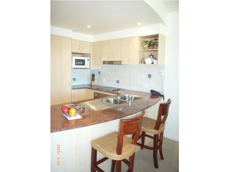 4/4 Queen Street, Yamba NSW 2464