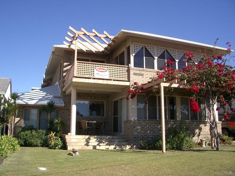2/55 Clarence Street, Yamba NSW 2464