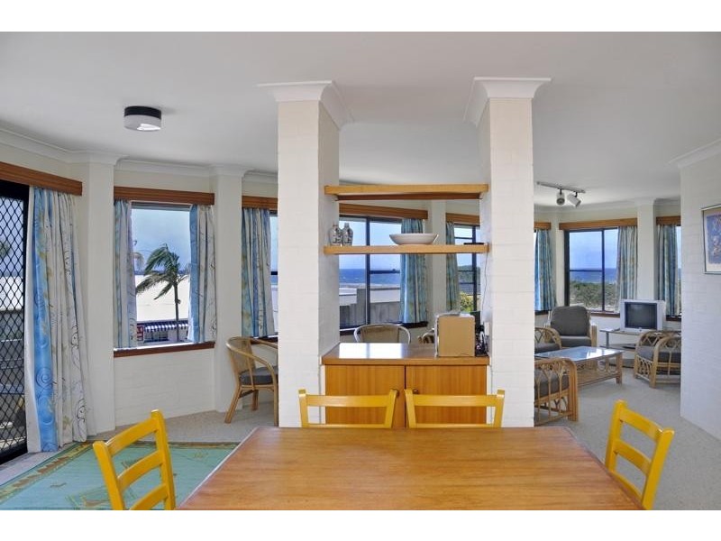 2/1 Ocean Street, Yamba NSW 2464