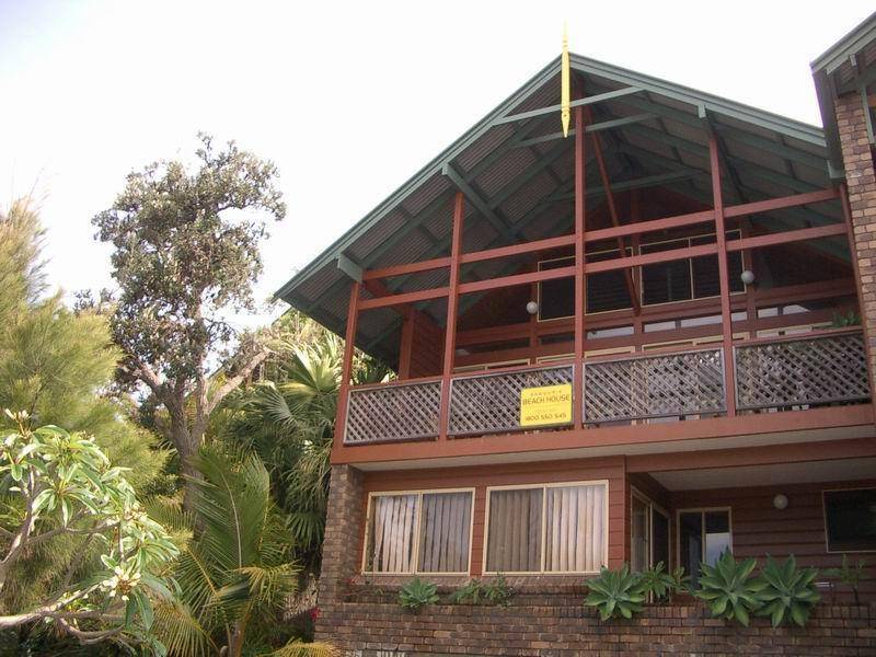 4/8 BAY STREET, Angourie NSW 2464
