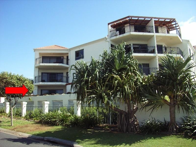 2/4/18-20 Pacific Pde, Yamba NSW 2464