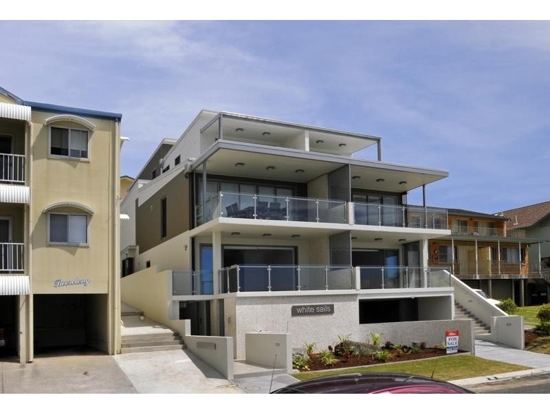 Apartment 1/5 Ocean Street, Yamba NSW 2464