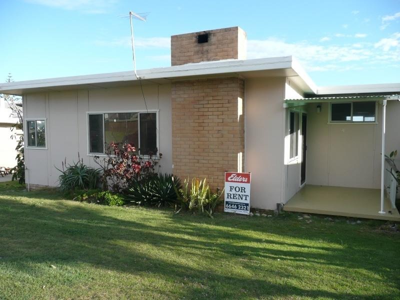 4 Pippie Street,, Yamba NSW 2464