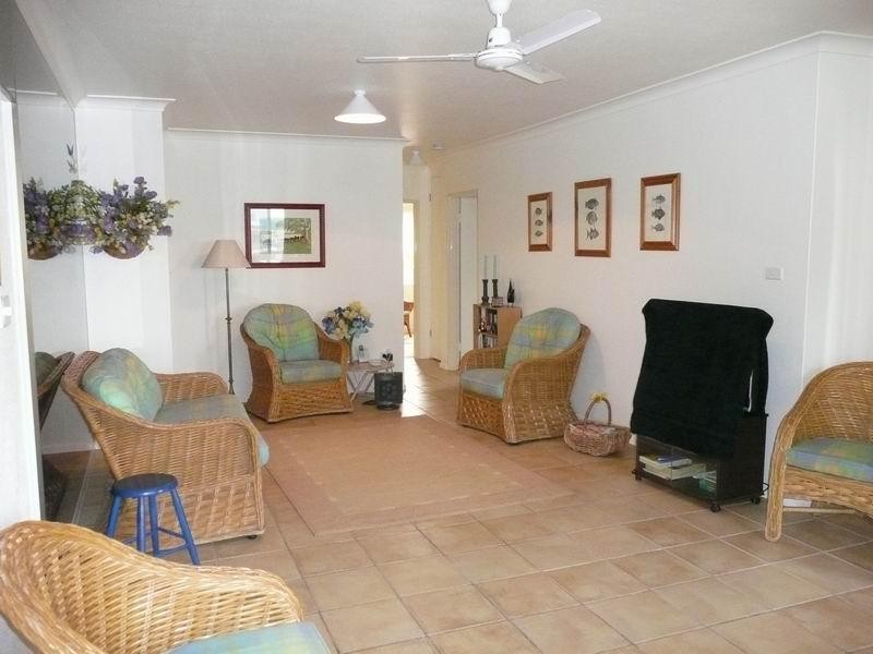 Apartment 1/16 Pacific Parade, Yamba NSW 2464