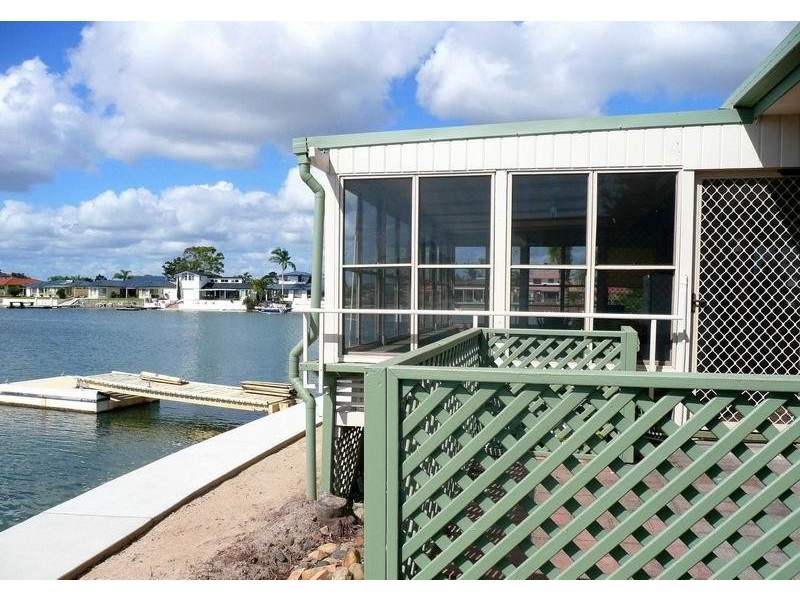 Unit 2/27 Westringia Place, Yamba NSW 2464