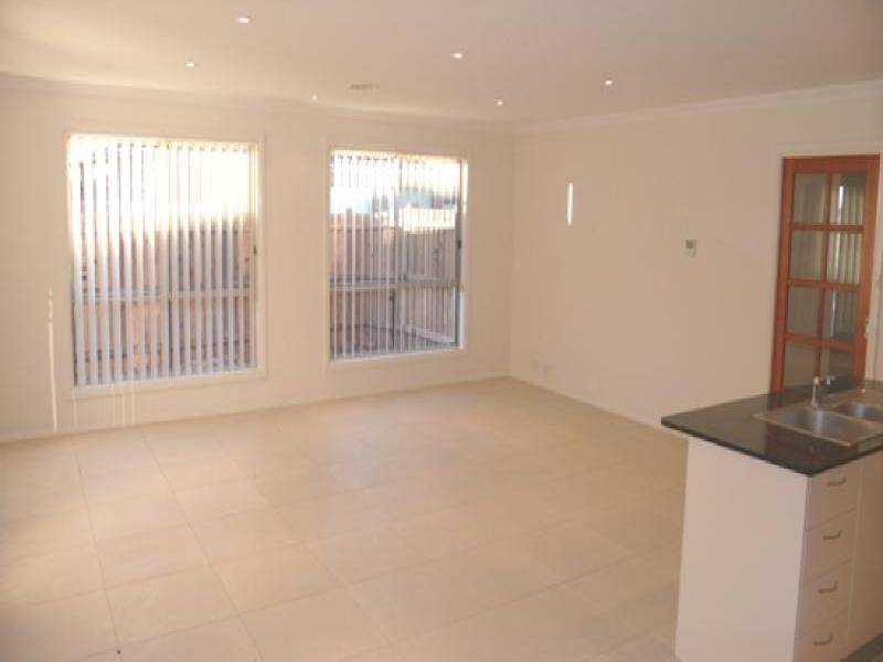 7 COSY CRESCENT, Harrison ACT 2914