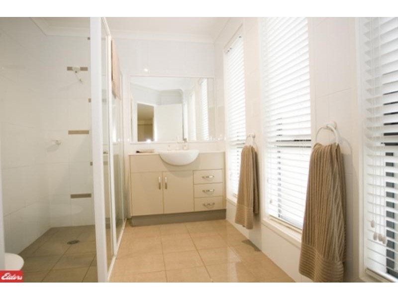 4 CHIDLEY STREET, Gungahlin ACT 2912