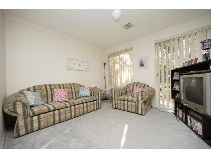 84 BRITTEN JONES DRIVE, Holt ACT 2615