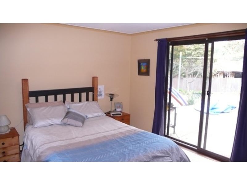 25 LIND CLOSE, Fraser ACT 2615